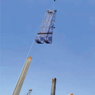 HOISTING OF CRACKING FURNACE TUBE